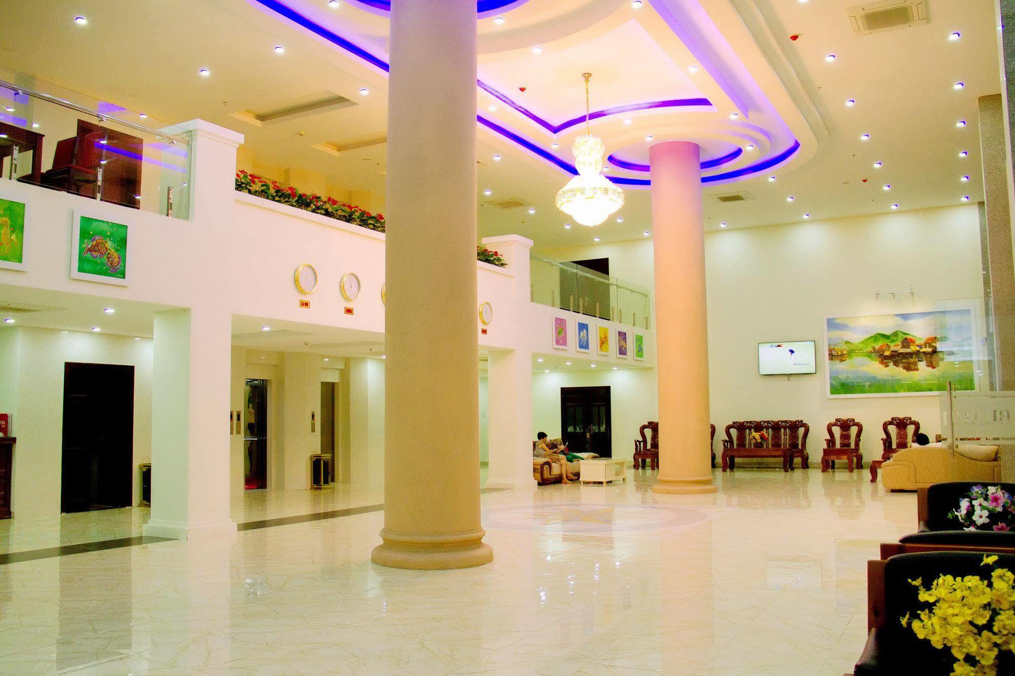 Sky Nha Trang Hotell Eksteriør bilde